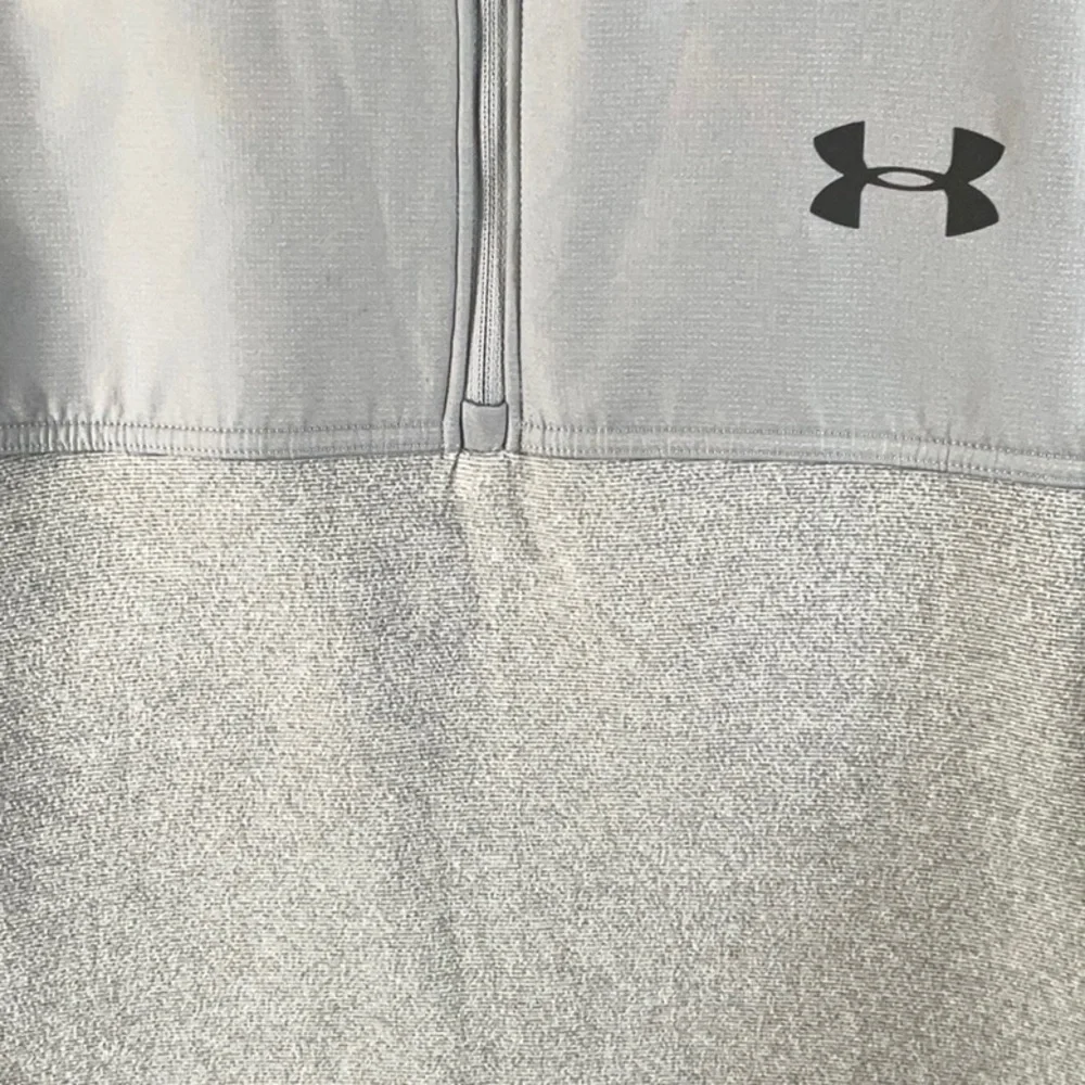 Under Armour Men's ColdGear Pullover Jacket in Gray